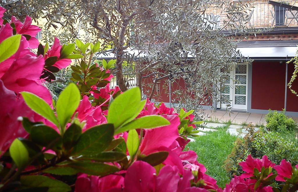 Villa Goccia Di Vino La Morra Luaran gambar