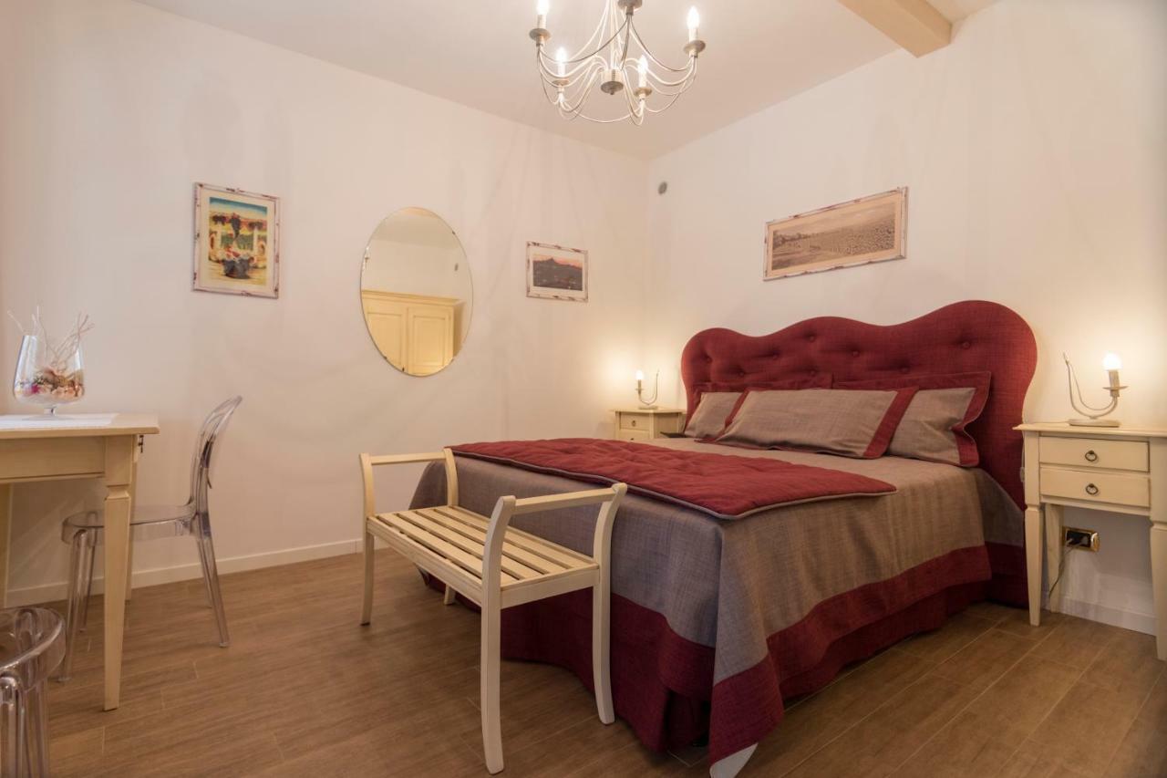 Villa Goccia Di Vino La Morra Luaran gambar